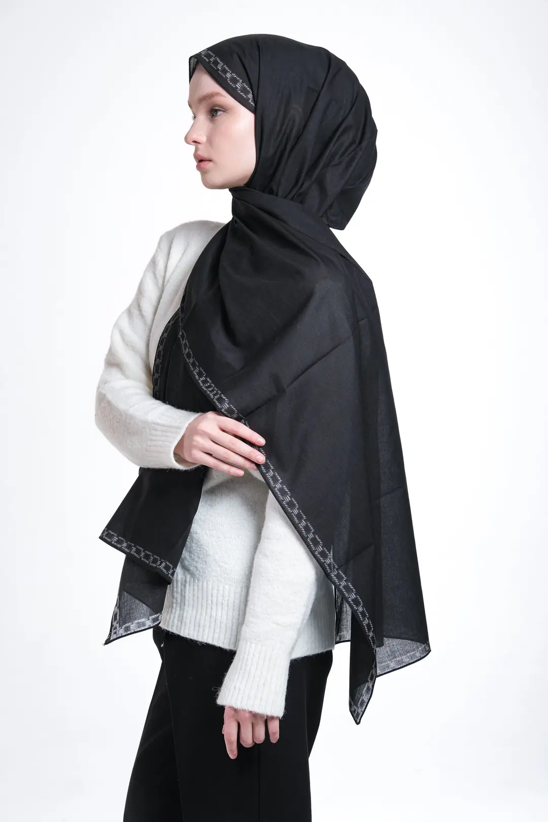 Ürün görseli: Onyx Chain